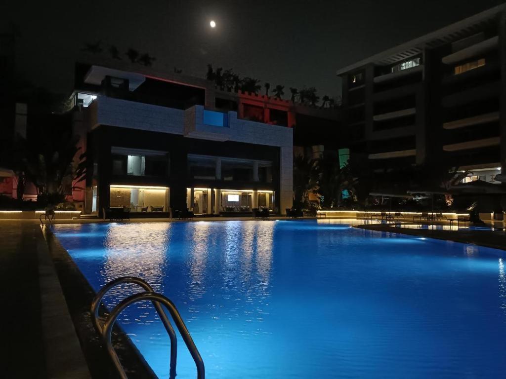 Parkside Boutique 3 Bbr Serviced Apartment - Ocean Blue - Near Airport 카이로 외부 사진