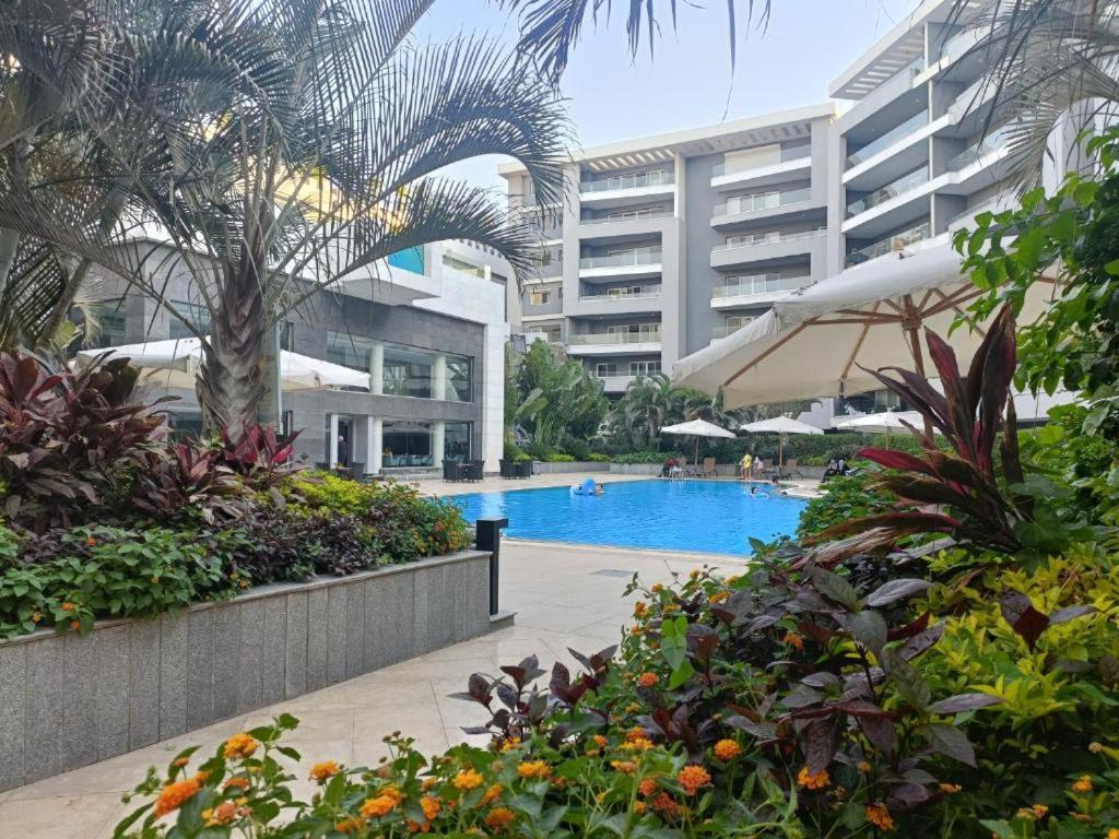 Parkside Boutique 3 Bbr Serviced Apartment - Ocean Blue - Near Airport 카이로 외부 사진
