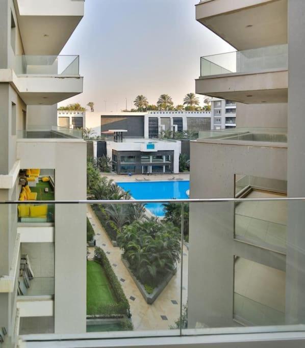 Parkside Boutique 3 Bbr Serviced Apartment - Ocean Blue - Near Airport 카이로 외부 사진