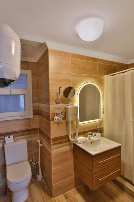 Parkside Boutique 3 Bbr Serviced Apartment - Ocean Blue - Near Airport 카이로 외부 사진